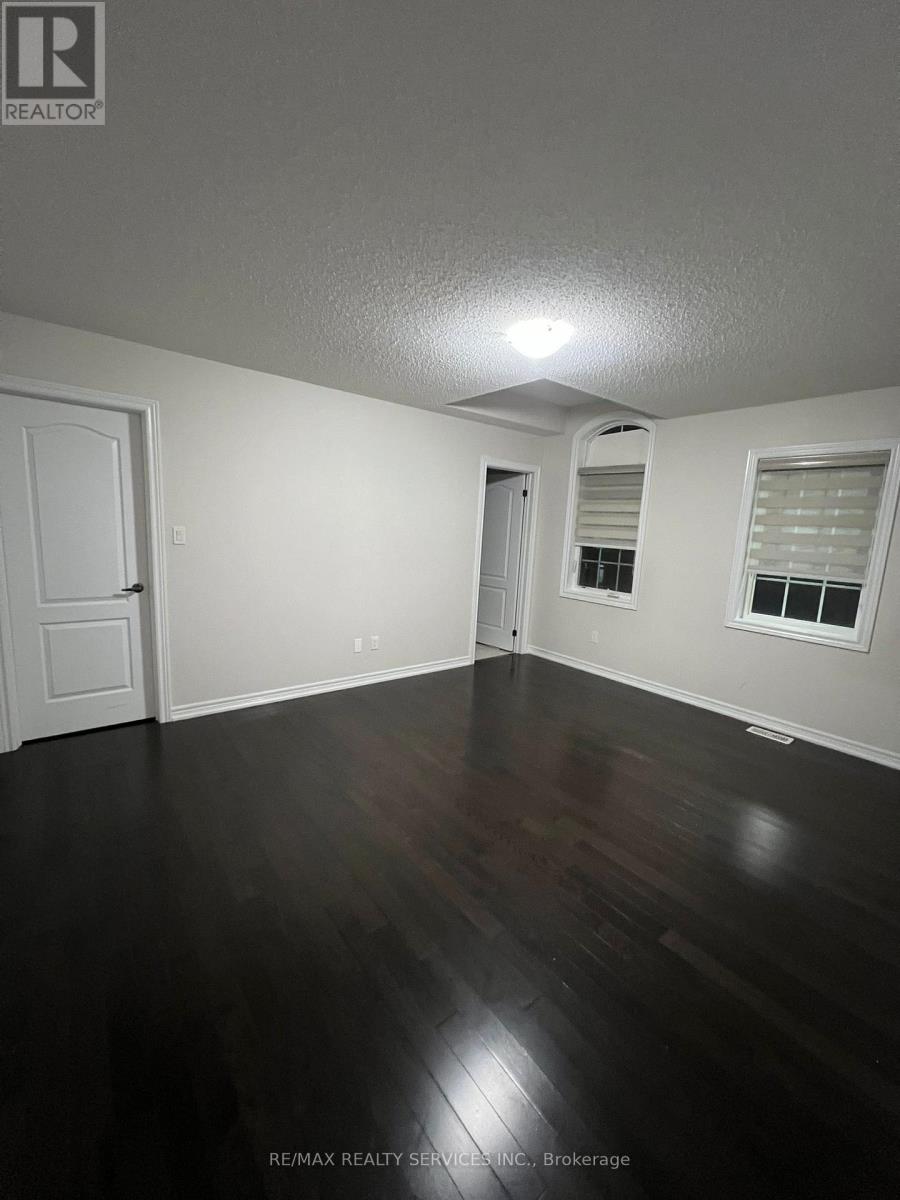 20 George Gray Drive, Brampton, Ontario  L6R 4A3 - Photo 12 - W12548928