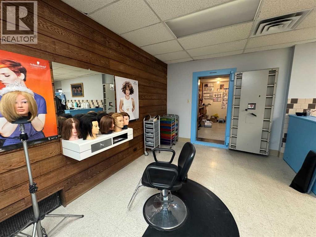 5033 50 Avenue, Ponoka, Alberta  T4J 1C5 - Photo 5 - A2235886