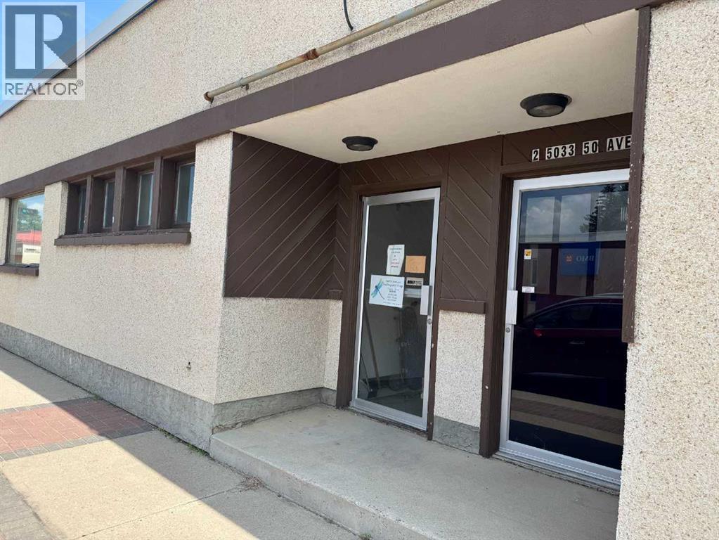 5033 50 Avenue, Ponoka, Alberta  T4J 1C5 - Photo 2 - A2235886