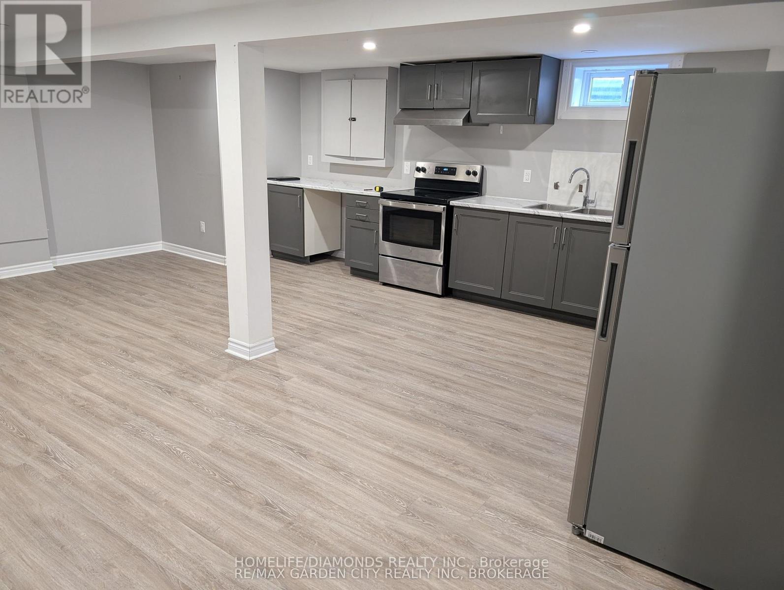 Lower - 5 Calcott Court, Thorold, Ontario  L2V 4J9 - Photo 1 - X12548888