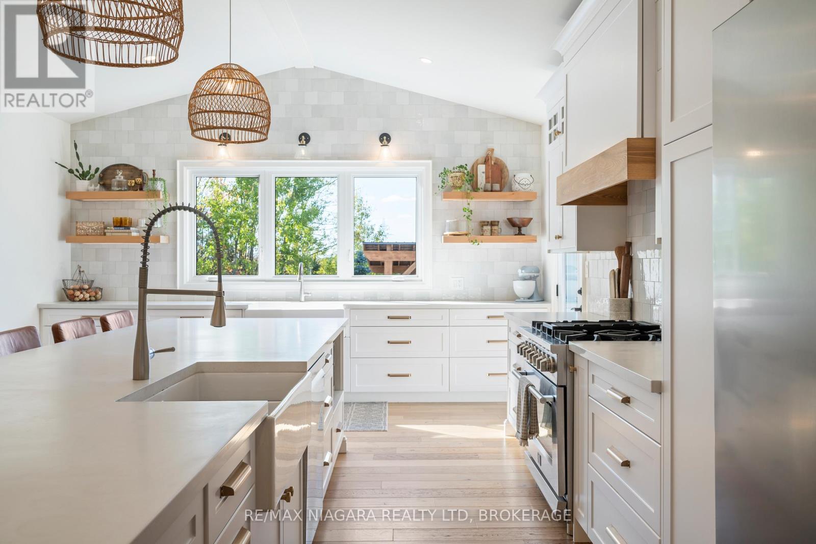 340 Roland Road, Pelham, Ontario L0S 1M0 - Photo 12 - X12548938