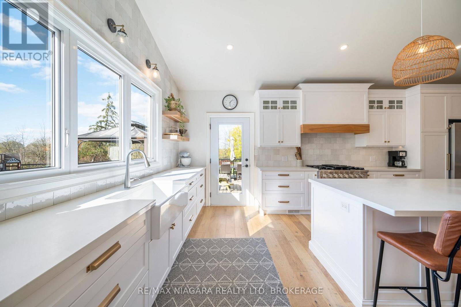 340 Roland Road, Pelham, Ontario L0S 1M0 - Photo 14 - X12548938