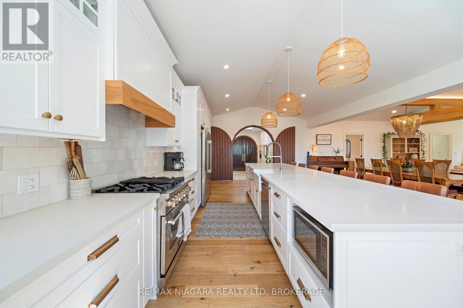 340 Roland Road, Pelham, Ontario L0S 1M0 - Photo 16 - X12548938