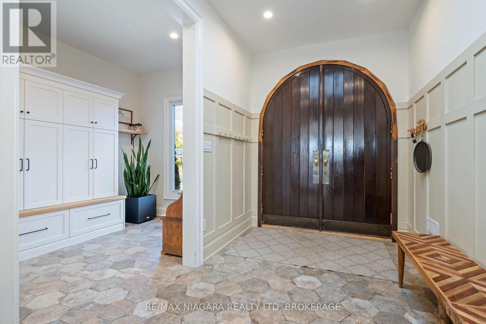 340 Roland Road, Pelham, Ontario L0S 1M0 - Photo 38 - X12548938