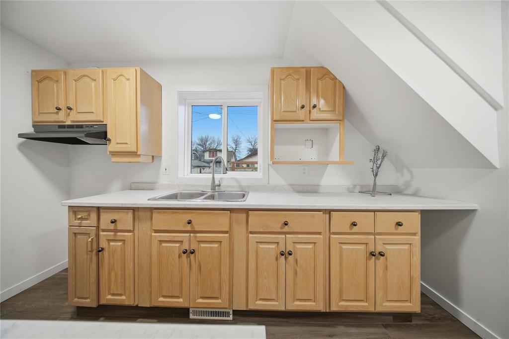 791 Burrows Avenue, Winnipeg, Manitoba  R2X 0R1 - Photo 10 - 202528545