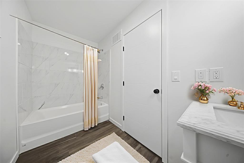 791 Burrows Avenue, Winnipeg, Manitoba  R2X 0R1 - Photo 25 - 202528545