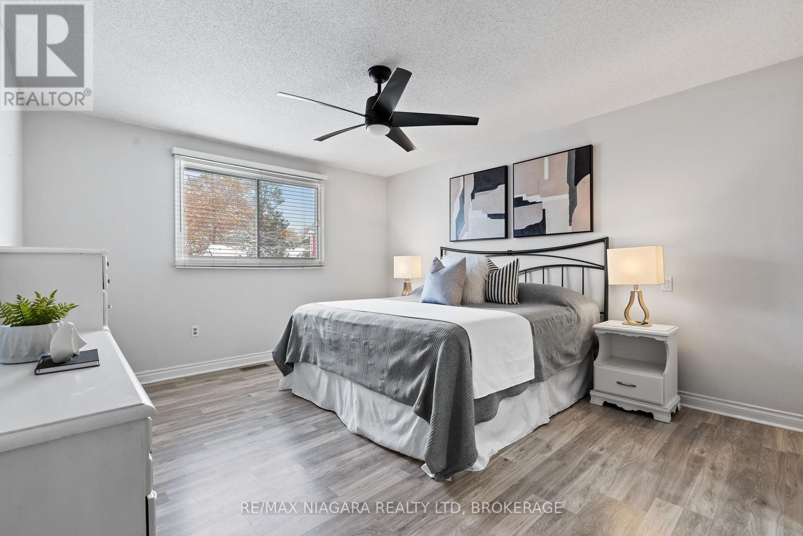 22 Michelle Drive, St. Catharines, Ontario  L2S 3G7 - Photo 11 - X12532796