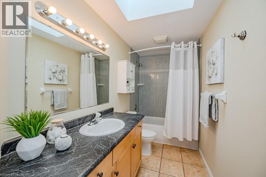 5 Camm Crescent Unit# Main, Guelph, Ontario  N1L 1J9 - Photo 36 - 40788574
