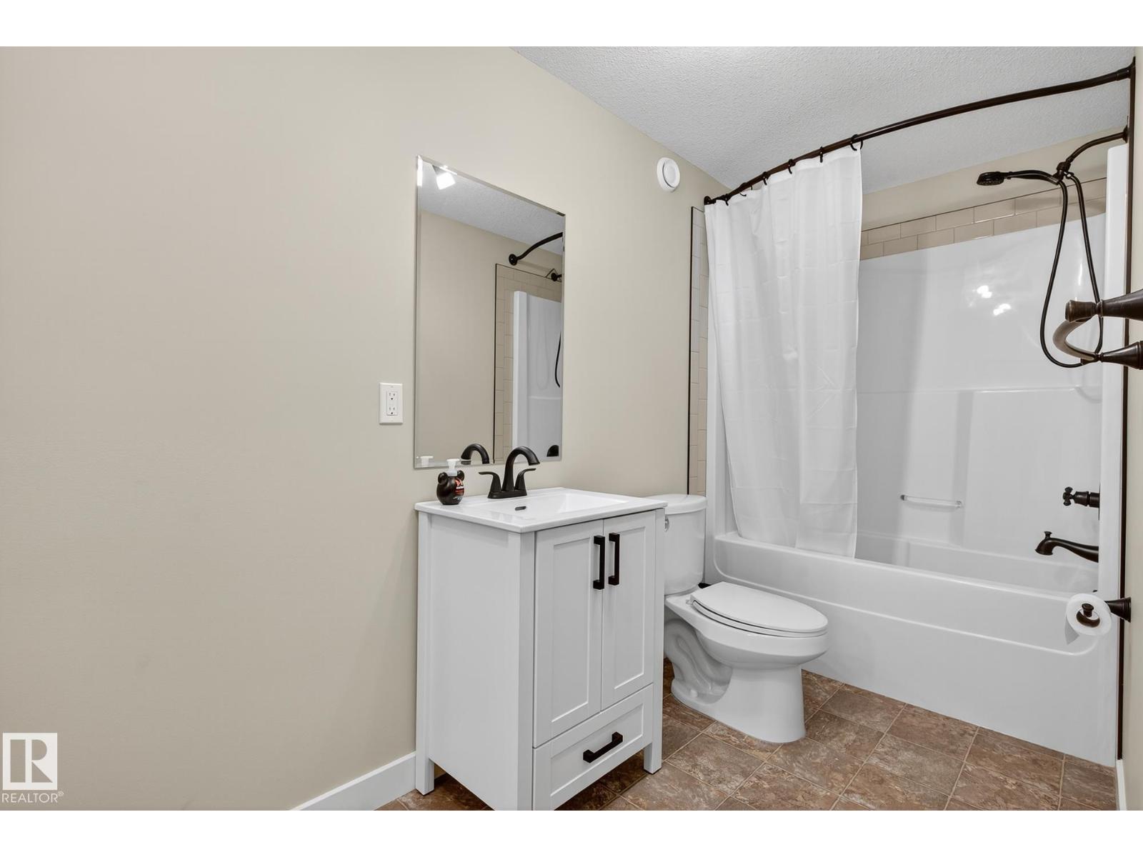 6121 175a Av Nw, Edmonton, Alberta  T5Y 3N8 - Photo 52 - E4465881