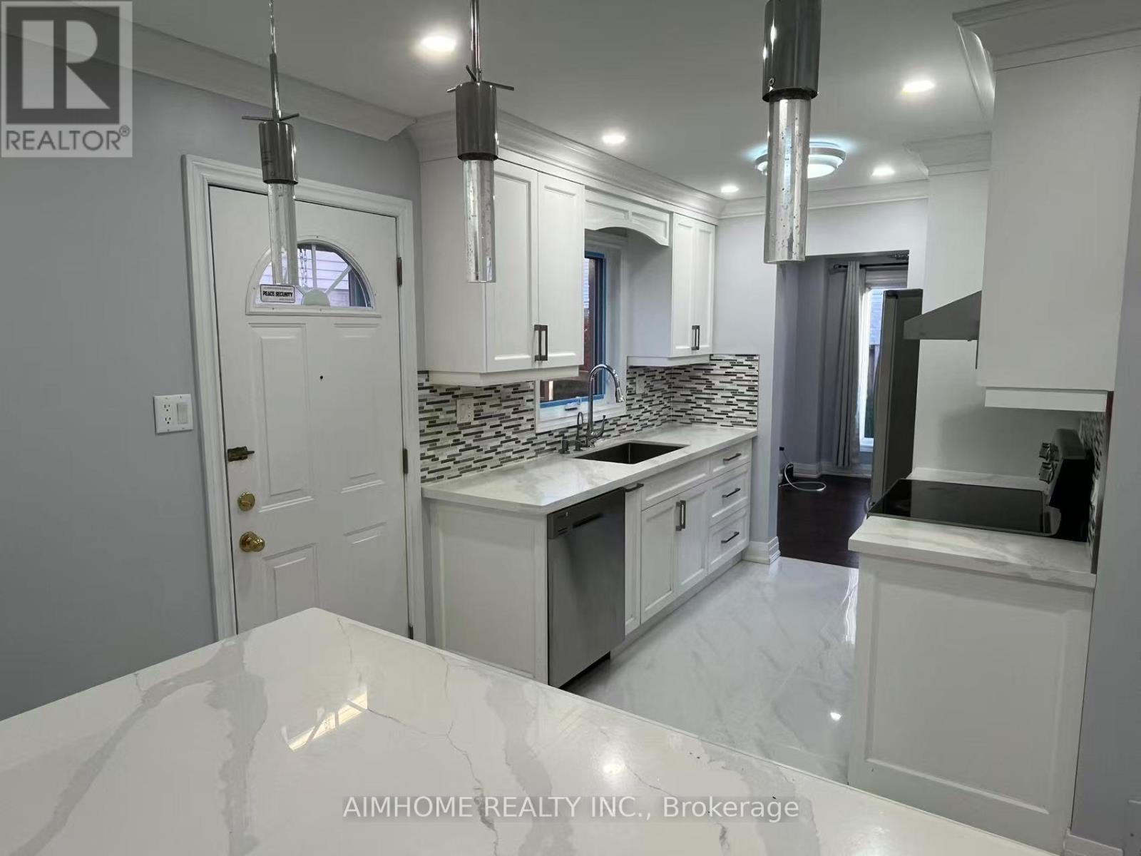 58 Plumbrook Crescent, Toronto, Ontario M1S 3Z8 - Photo 11 - E12548932