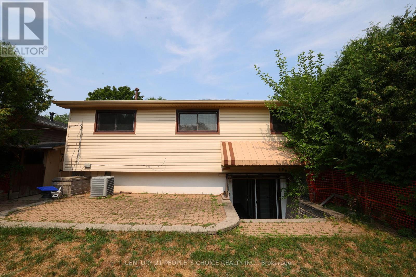 608 Thornwood Avenue, Burlington, Ontario  L7N 3B8 - Photo 33 - W12548934