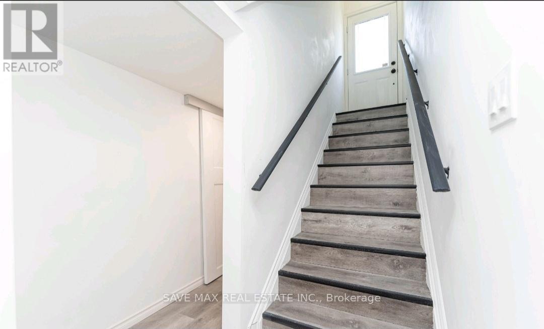 Lower - 6549 Riall Street, Niagara Falls, Ontario L2J 1Z4 - Photo 2 - X12548942