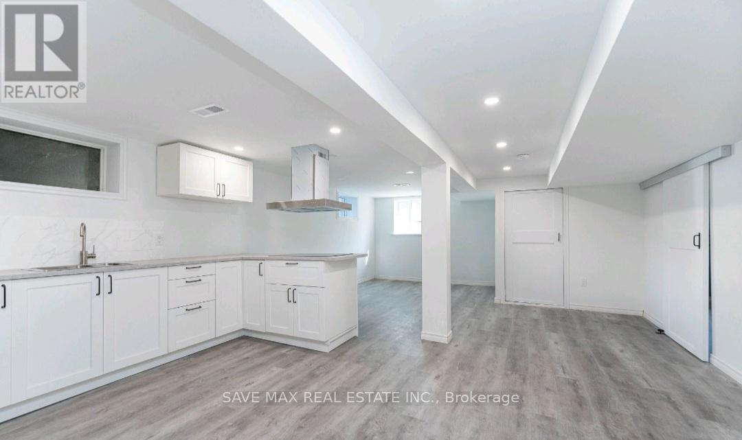 Lower - 6549 Riall Street, Niagara Falls, Ontario L2J 1Z4 - Photo 5 - X12548942