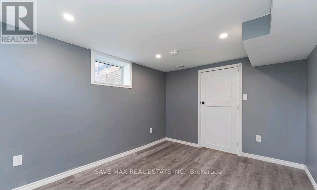 Lower - 6549 Riall Street, Niagara Falls, Ontario L2J 1Z4 - Photo 9 - X12548942