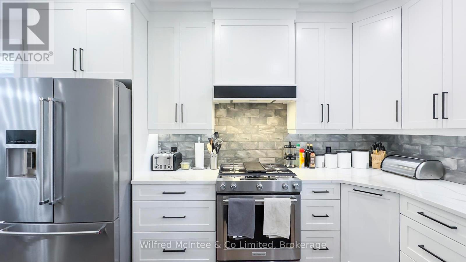 217 Irishwood Lane, Brockton, Ontario N0G 2V0 - Photo 22 - X12548974