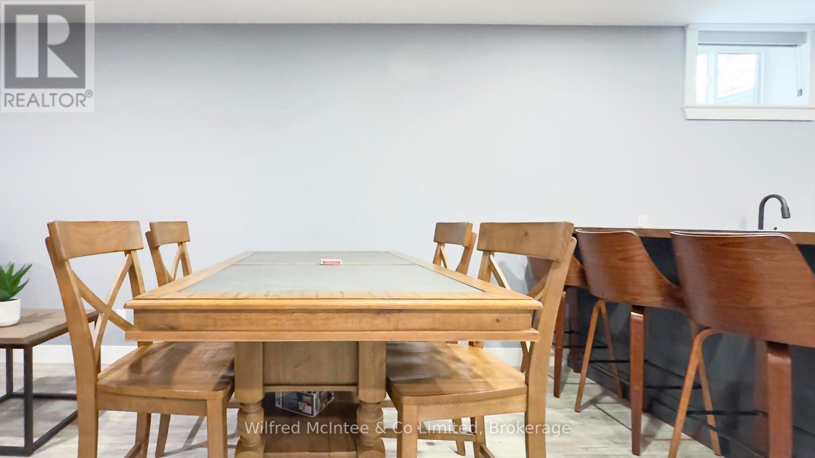 217 Irishwood Lane, Brockton, Ontario N0G 2V0 - Photo 38 - X12548974