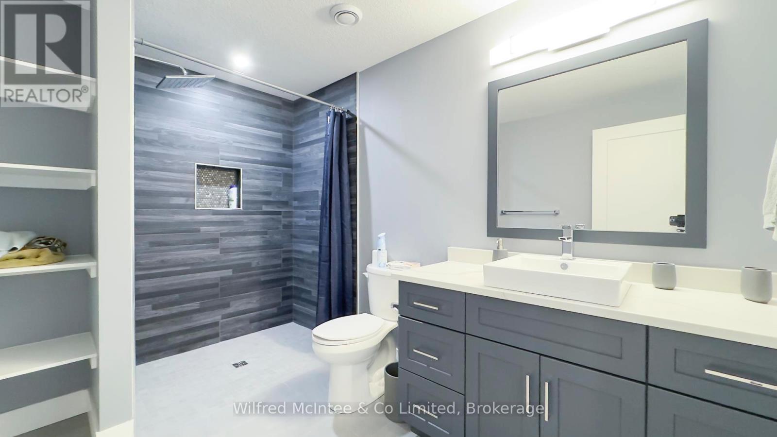 217 Irishwood Lane, Brockton, Ontario N0G 2V0 - Photo 44 - X12548974