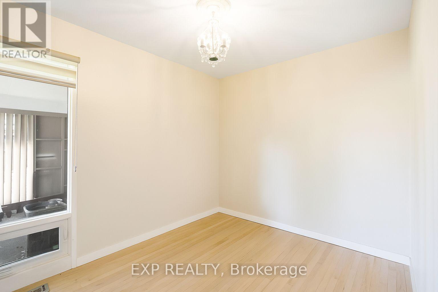 4 Aberfeldy Street, Ottawa, Ontario K2H 6H5 - Photo 20 - X12548972