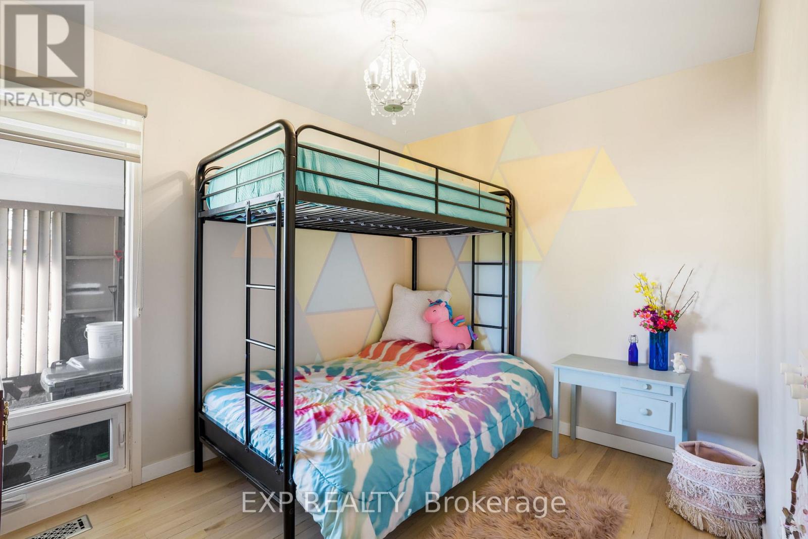 4 Aberfeldy Street, Ottawa, Ontario K2H 6H5 - Photo 21 - X12548972