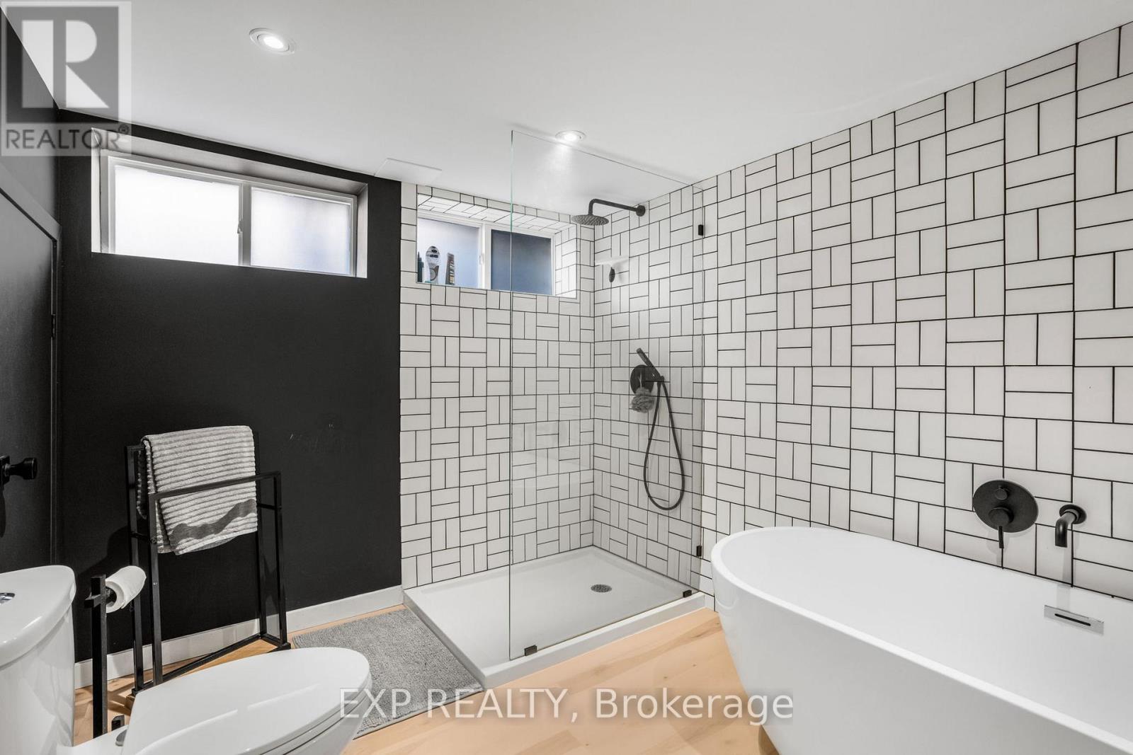 4 Aberfeldy Street, Ottawa, Ontario K2H 6H5 - Photo 29 - X12548972