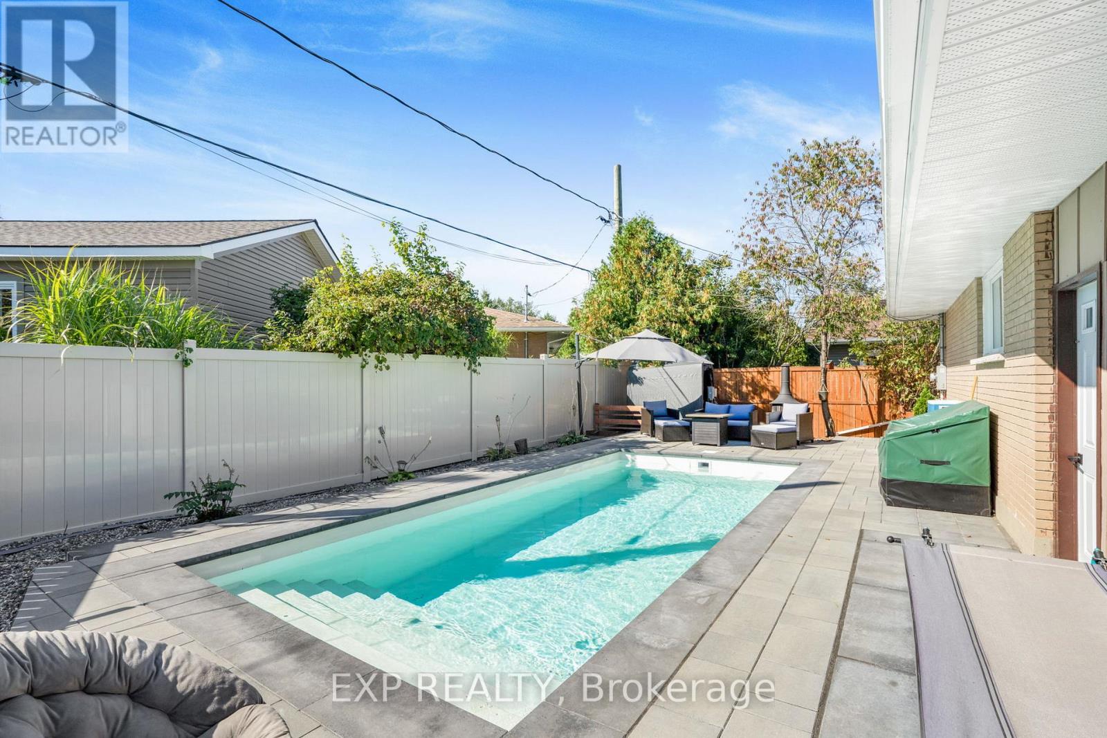 4 Aberfeldy Street, Ottawa, Ontario K2H 6H5 - Photo 35 - X12548972