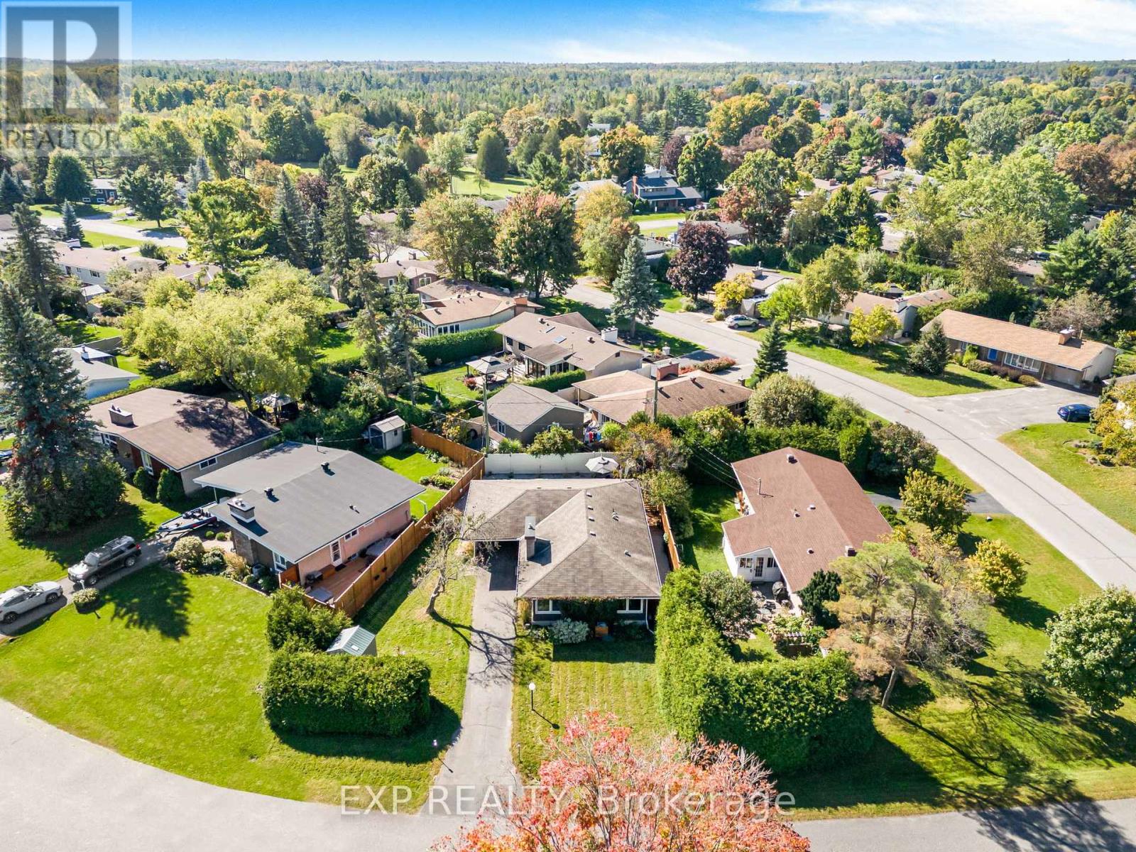 4 Aberfeldy Street, Ottawa, Ontario K2H 6H5 - Photo 38 - X12548972