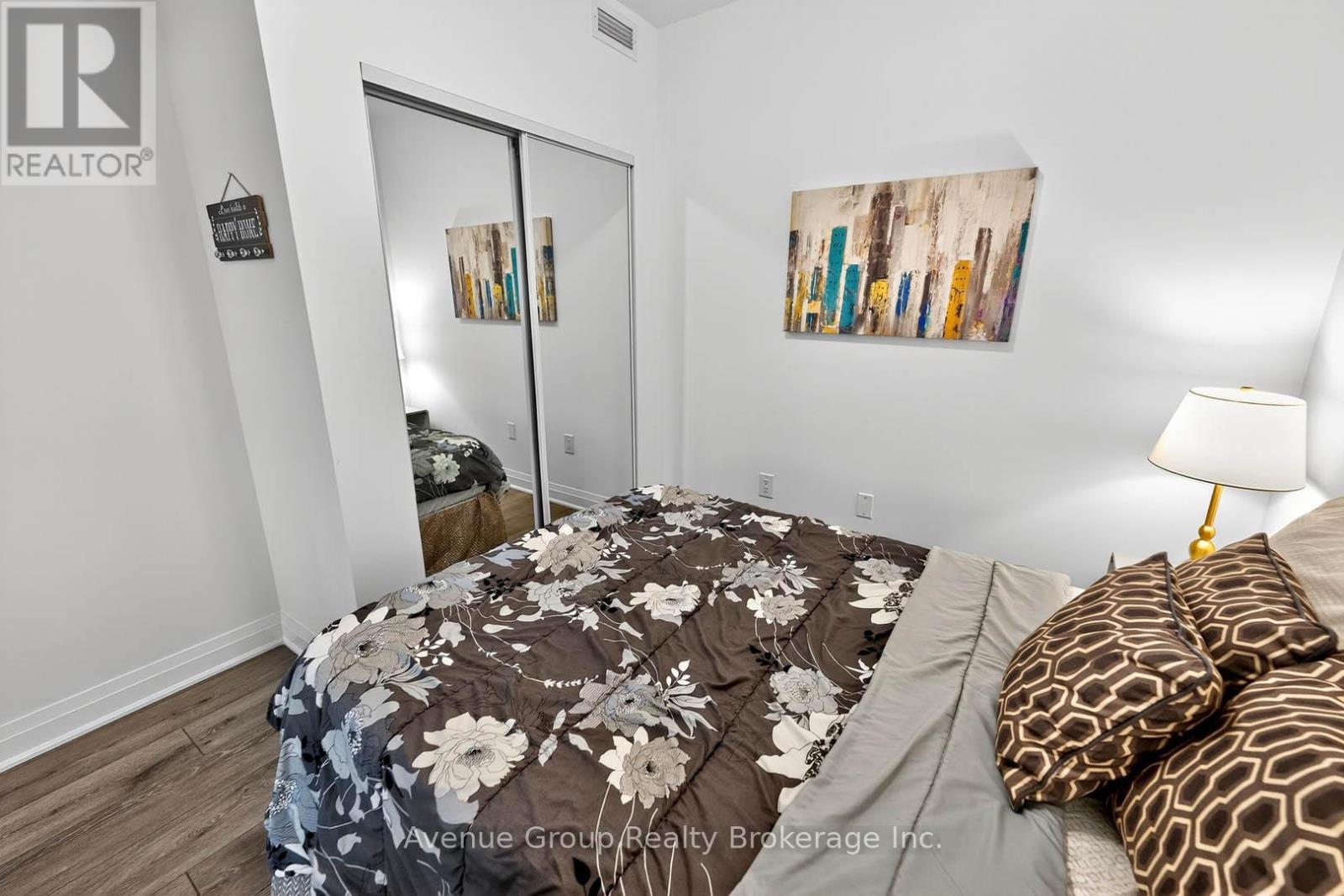 310 - 700 Sheppard Avenue W, Toronto, Ontario  M3H 0G5 - Photo 28 - C12482259