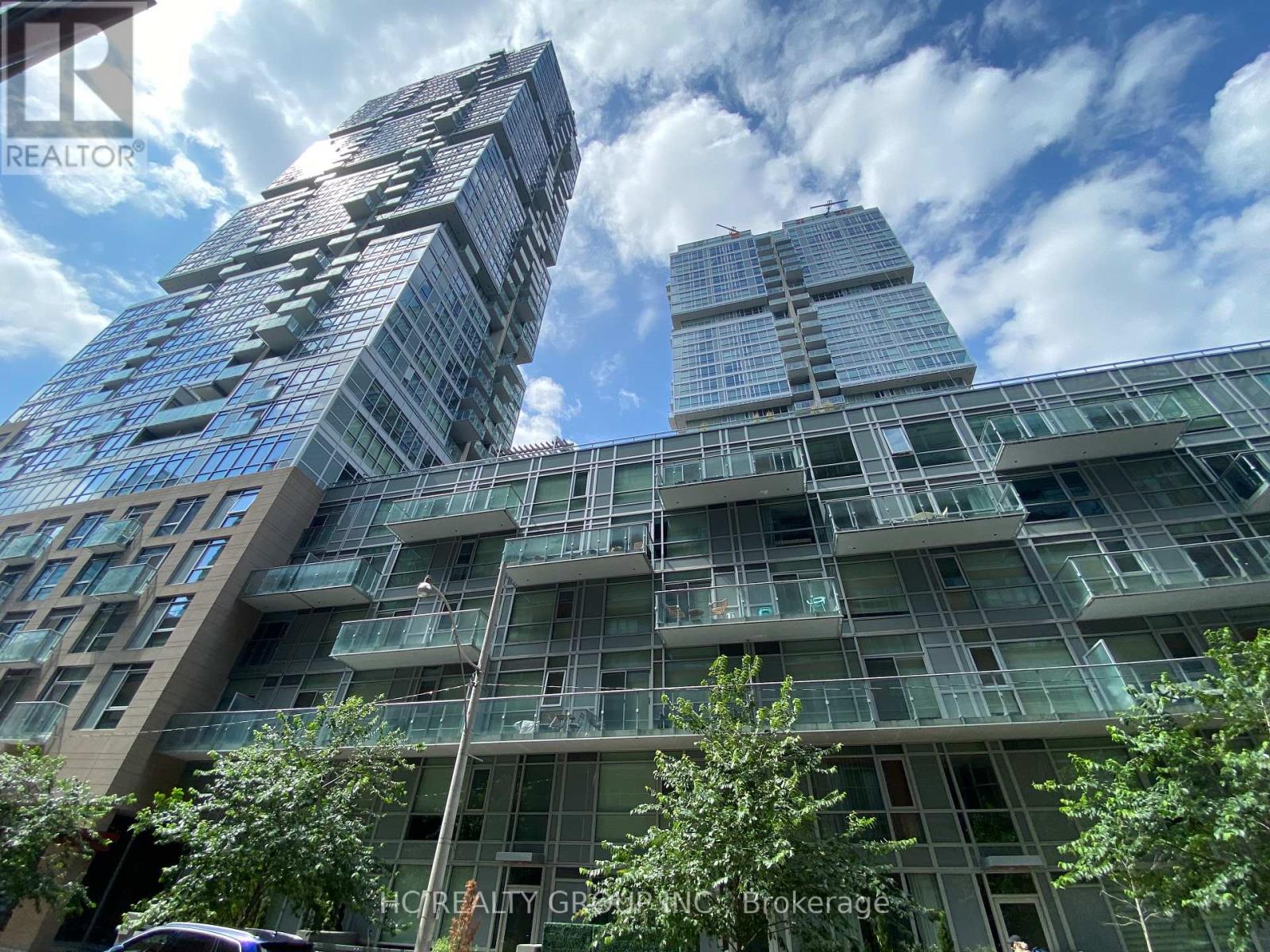 522 - 30 NELSON STREET, Toronto, Ontario