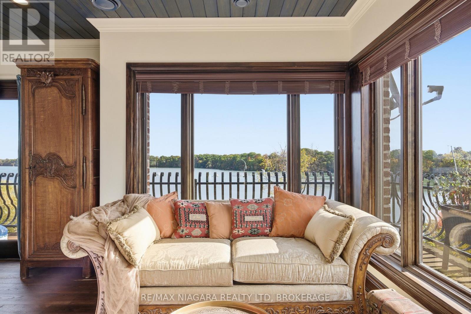 358c Martindale Road, St. Catharines, Ontario L2R 6P9 - Photo 33 - X12459919