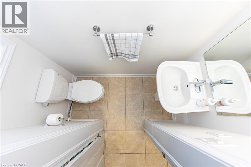 383 Grantham Common, Oakville, Ontario L6H 0P8 - Photo 3 - 40787656