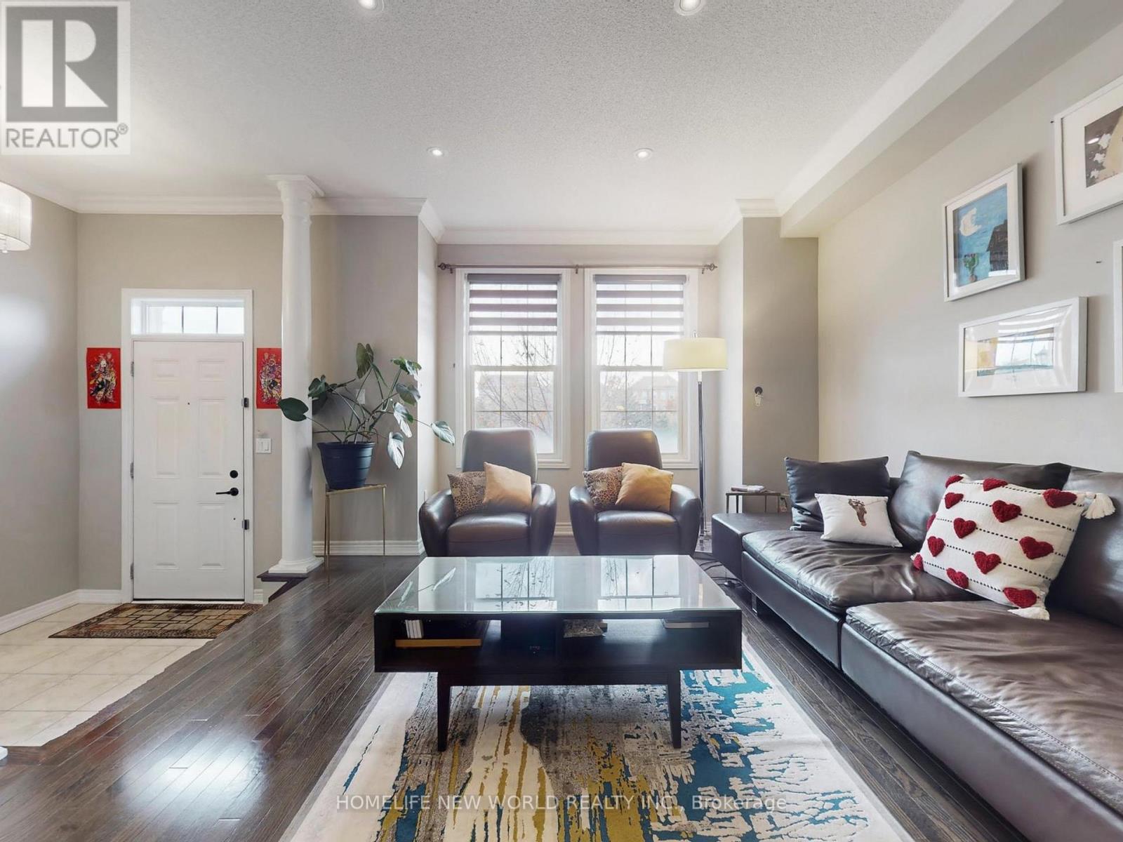 118 Betty Roman Boulevard, Markham, Ontario L6C 0C8 - Photo 4 - N12548966