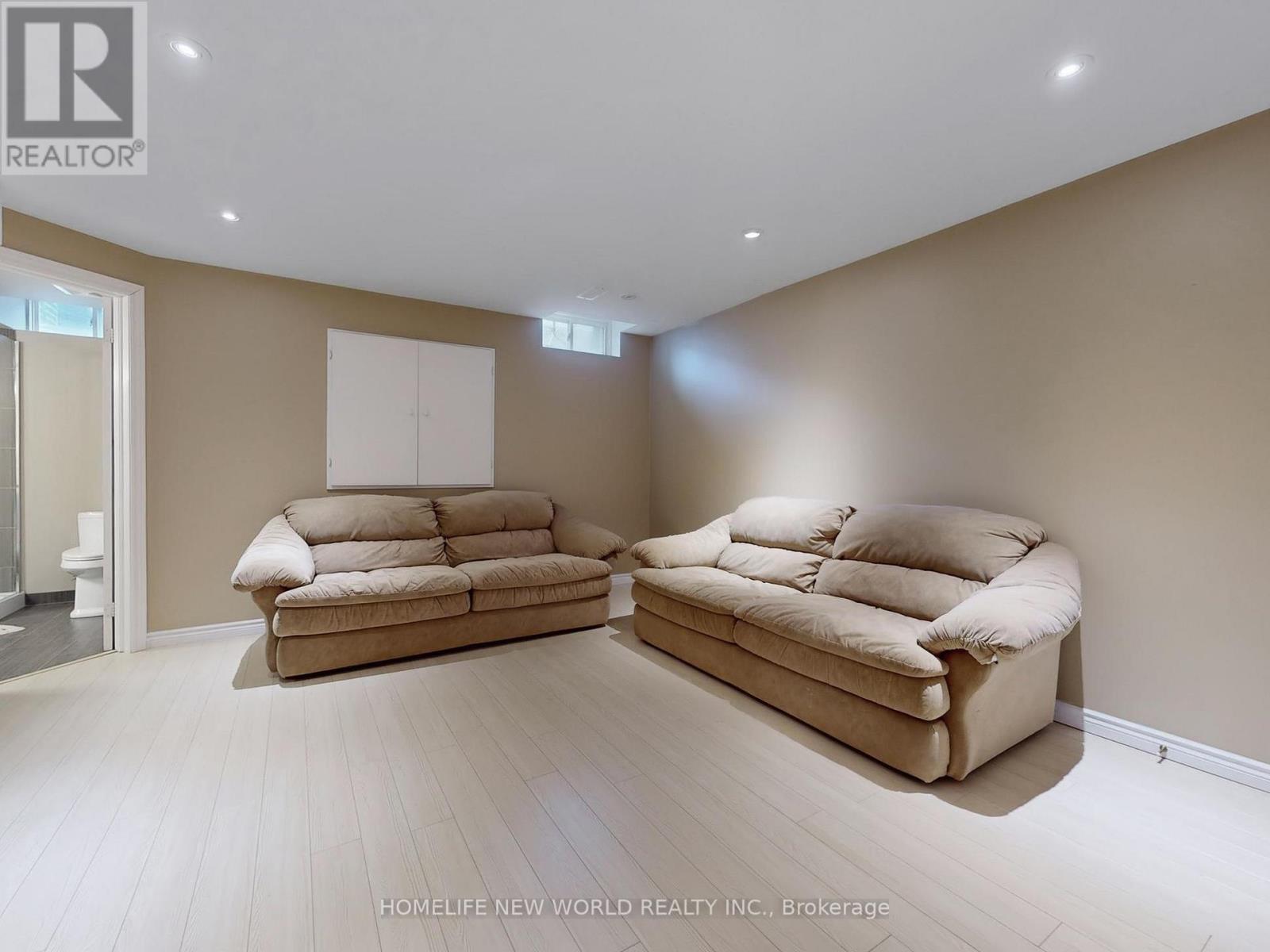 118 Betty Roman Boulevard, Markham, Ontario L6C 0C8 - Photo 43 - N12548966