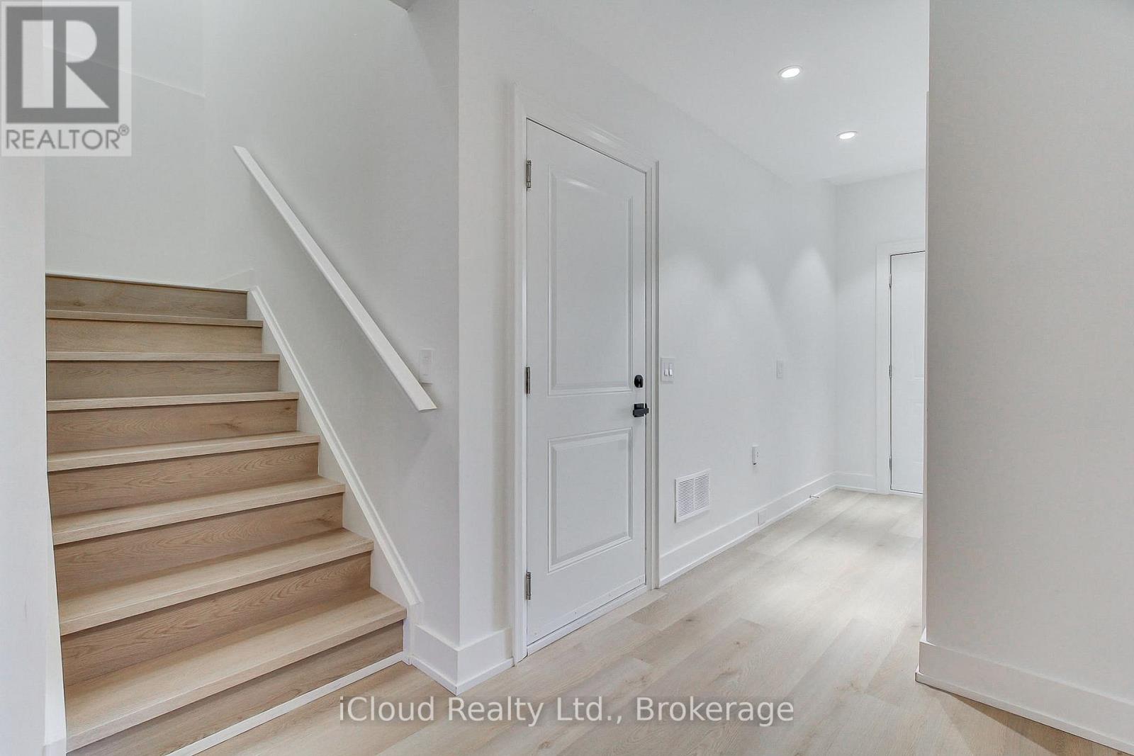 12 - 263 Barrie Street, Bradford West Gwillimbury, Ontario L3Z 1A2 - Photo 7 - N12548968