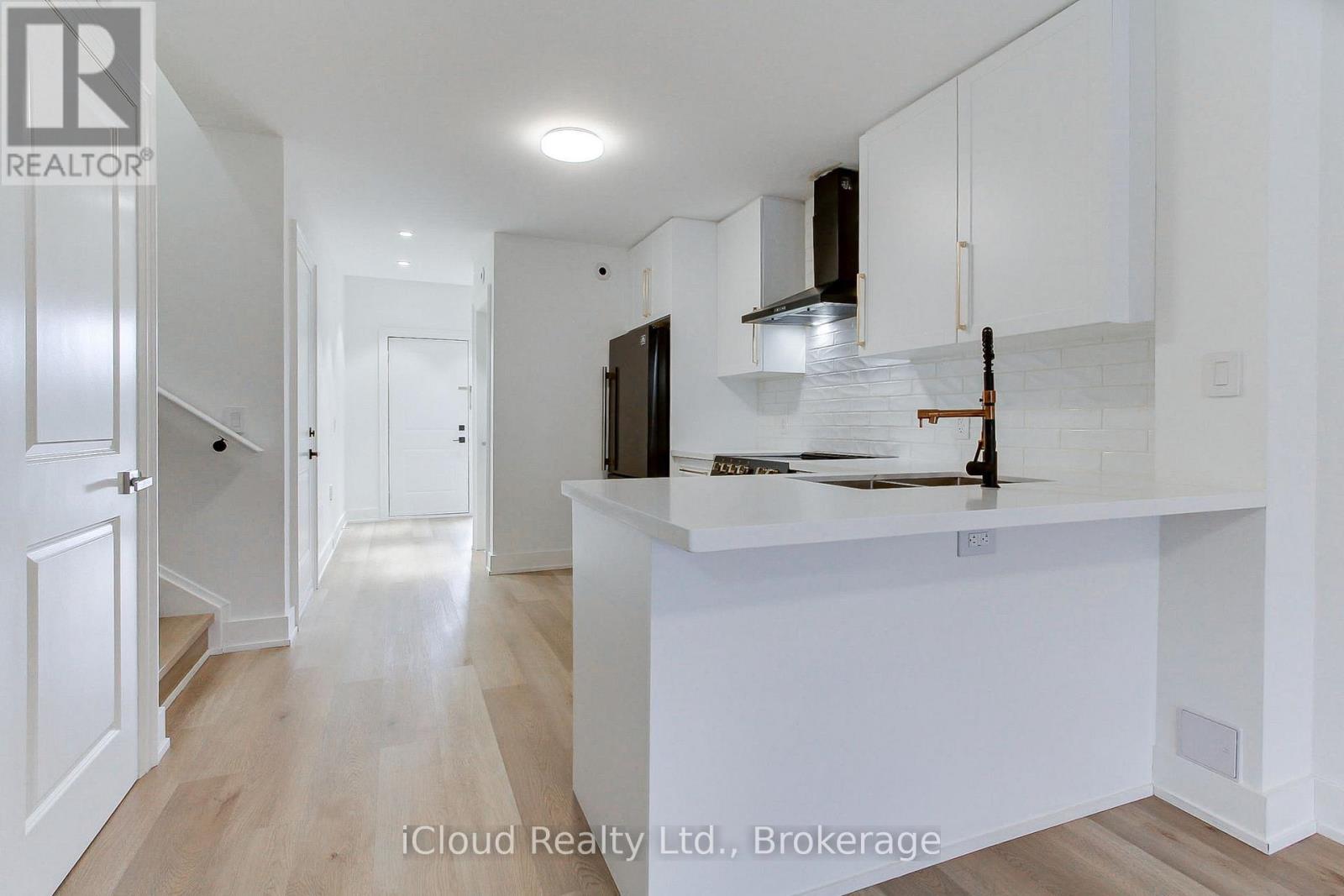 12 - 263 Barrie Street, Bradford West Gwillimbury, Ontario L3Z 1A2 - Photo 8 - N12548968