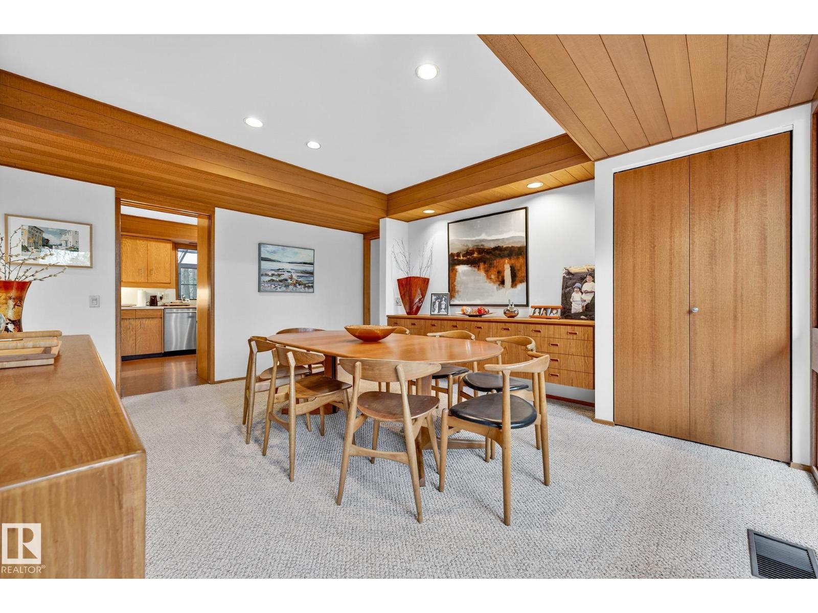 171 Brander Dr Nw, Edmonton, Alberta  T6H 4V2 - Photo 10 - E4465866