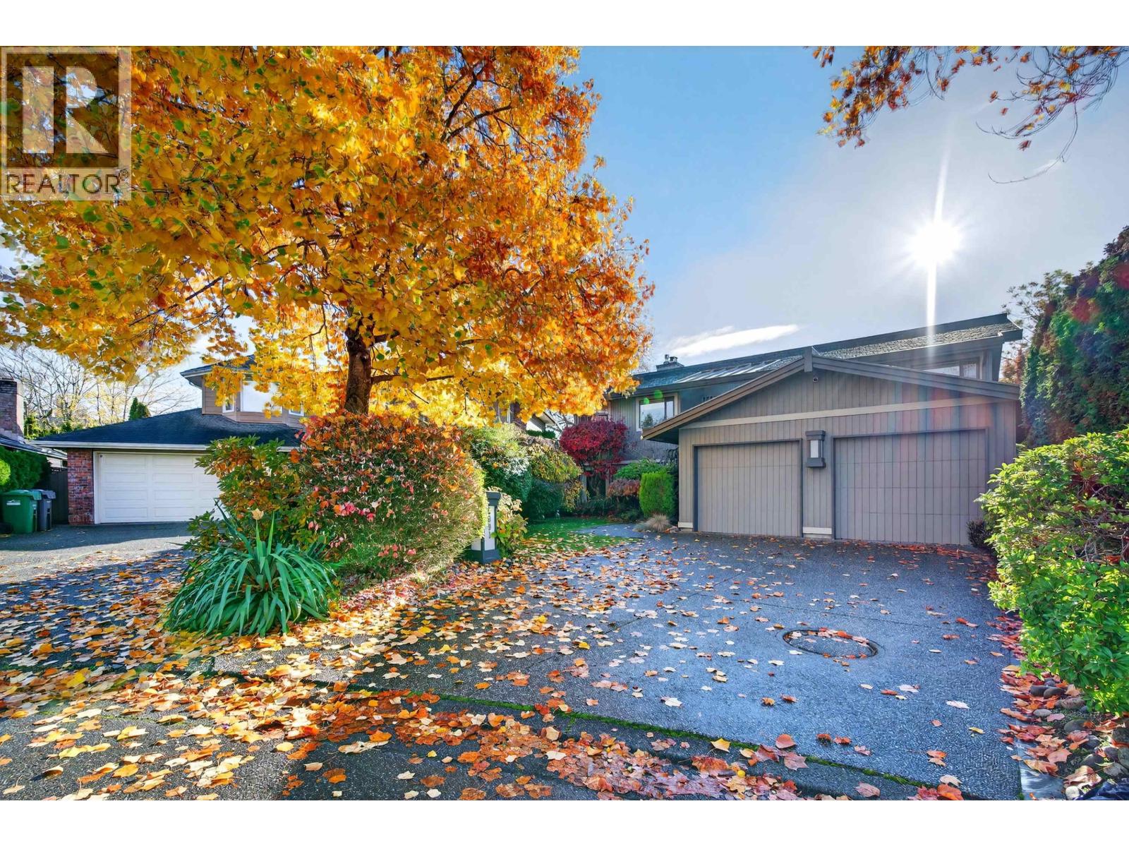 5891 Laurelwood Court, Richmond, British Columbia  V7C 5J1 - Photo 3 - R3065912