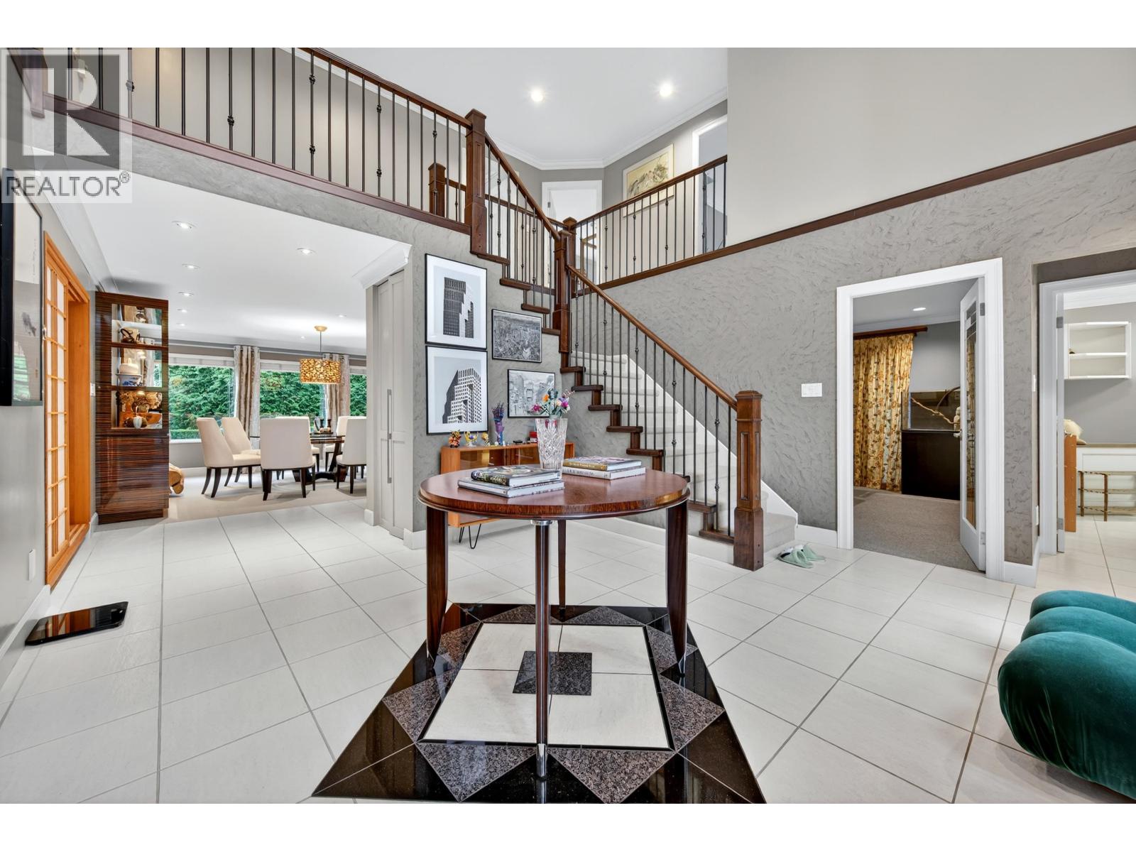 5891 Laurelwood Court, Richmond, British Columbia  V7C 5J1 - Photo 4 - R3065912