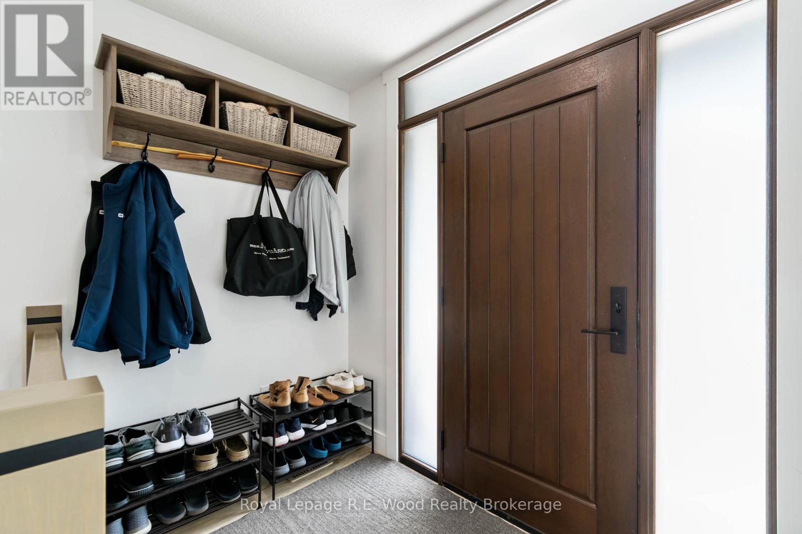 16.5 North Court Street W, Norwich, Ontario N0J 1P0 - Photo 4 - X12304261