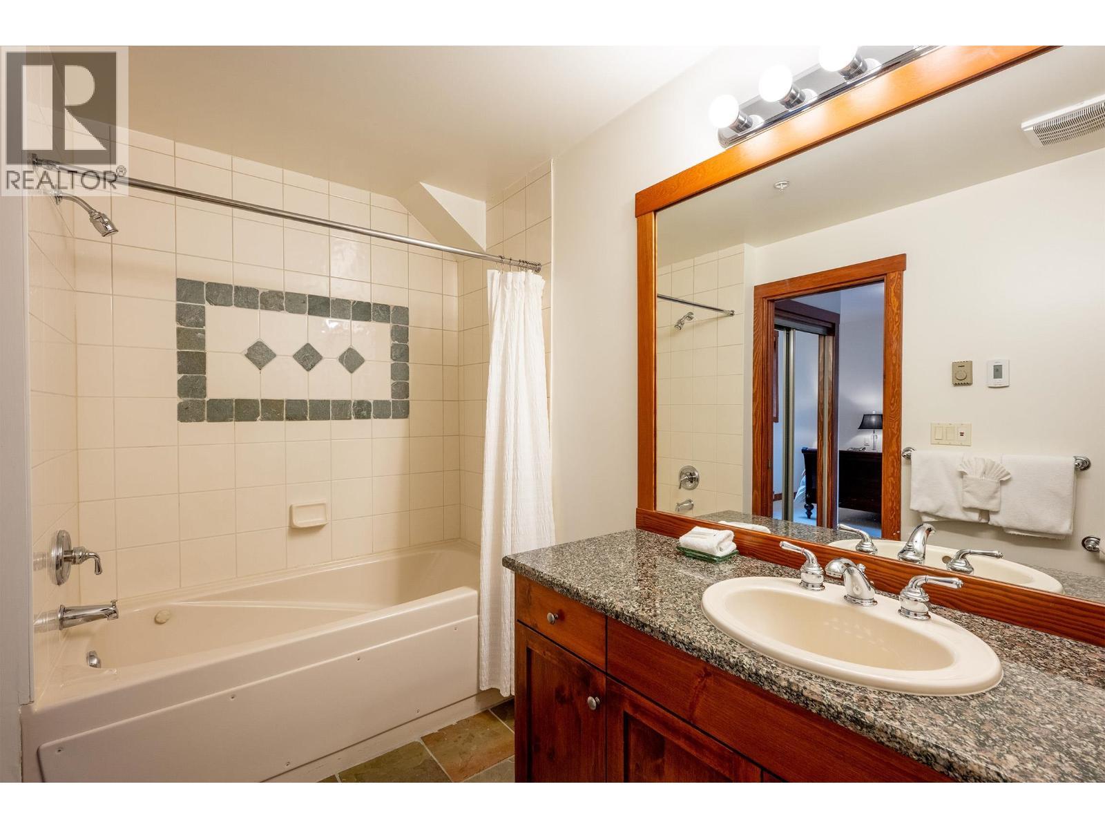 25 2301 Taluswood Place, Whistler, British Columbia  V8E 0P8 - Photo 14 - R3067712