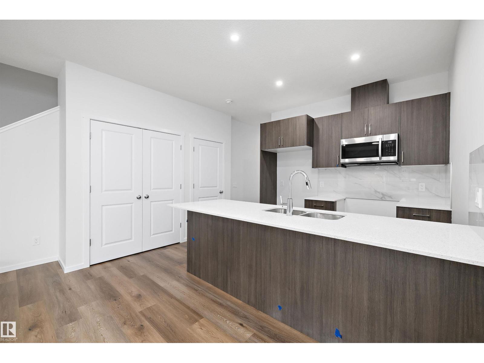 9107 Elves Loop Nw, Edmonton, Alberta  T6M 3G2 - Photo 13 - E4465888