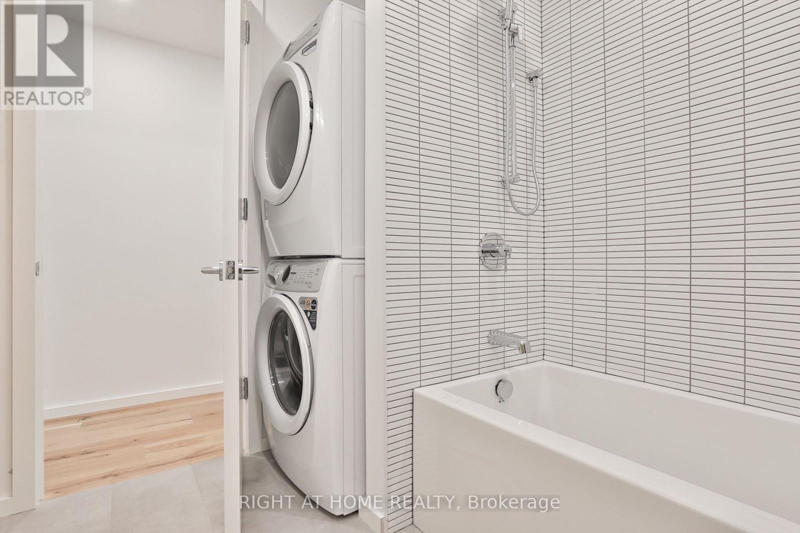 1 - 68 Foxley Street, Toronto, Ontario  M6J 1R2 - Photo 9 - C12548988