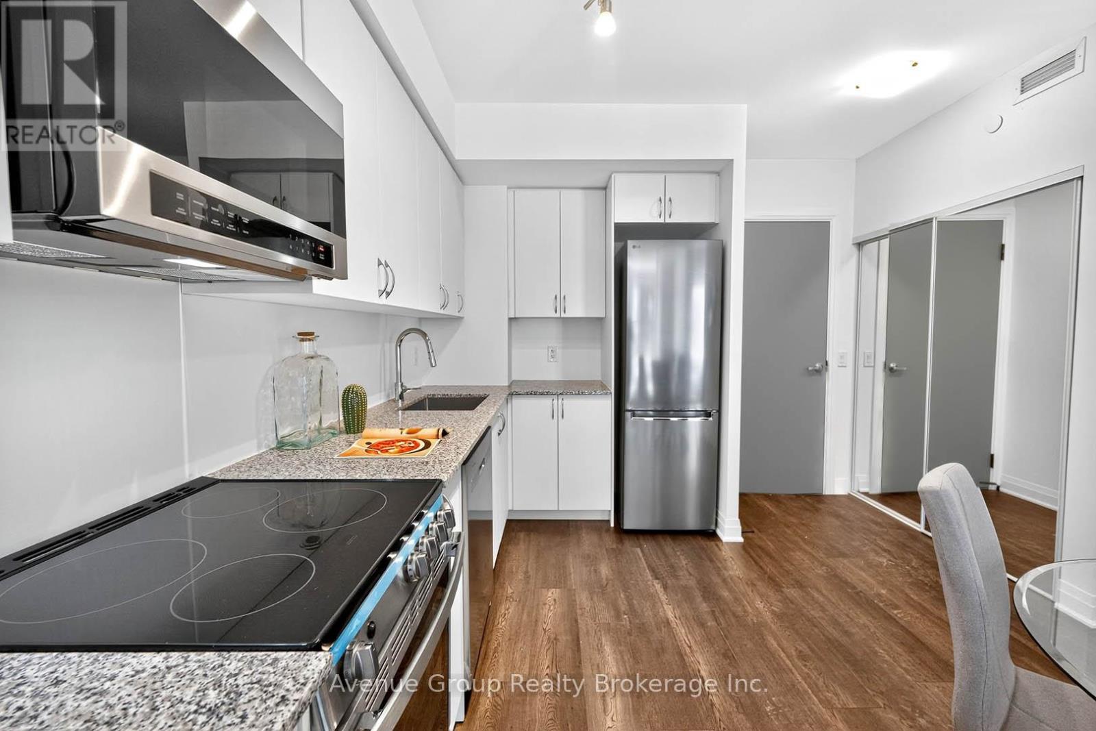 102 - 700 Sheppard Avenue W, Toronto, Ontario  M3H 0G5 - Photo 21 - C12482255