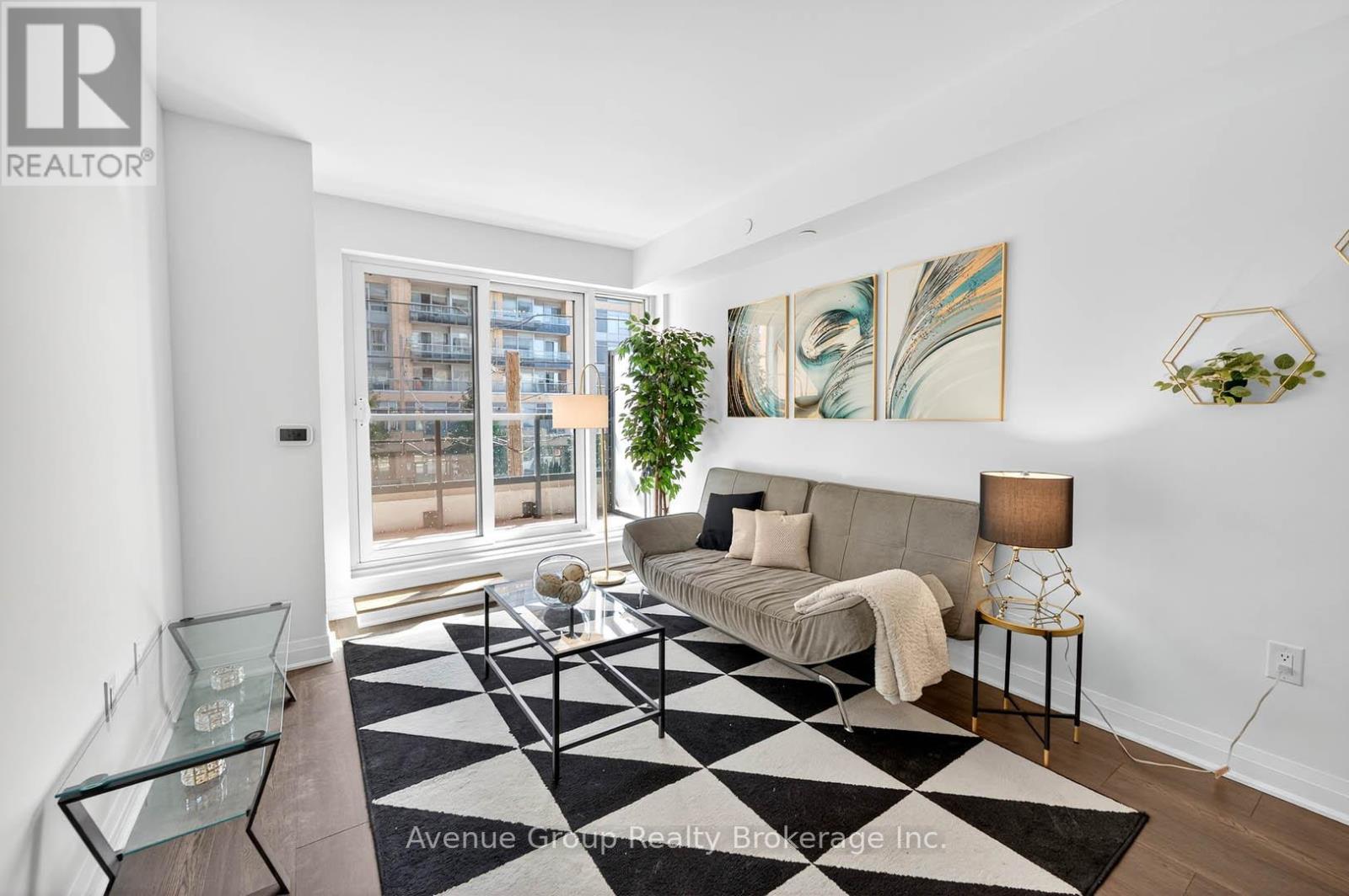 102 - 700 Sheppard Avenue W, Toronto, Ontario  M3H 0G5 - Photo 11 - C12482255