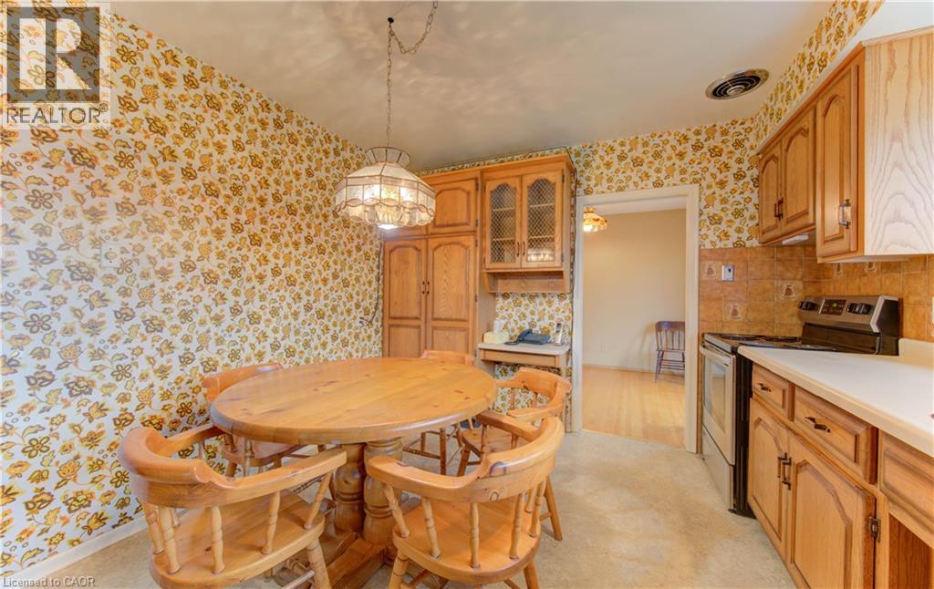 26 Camden Place, Kitchener, Ontario  N2B 1P8 - Photo 13 - 40788575