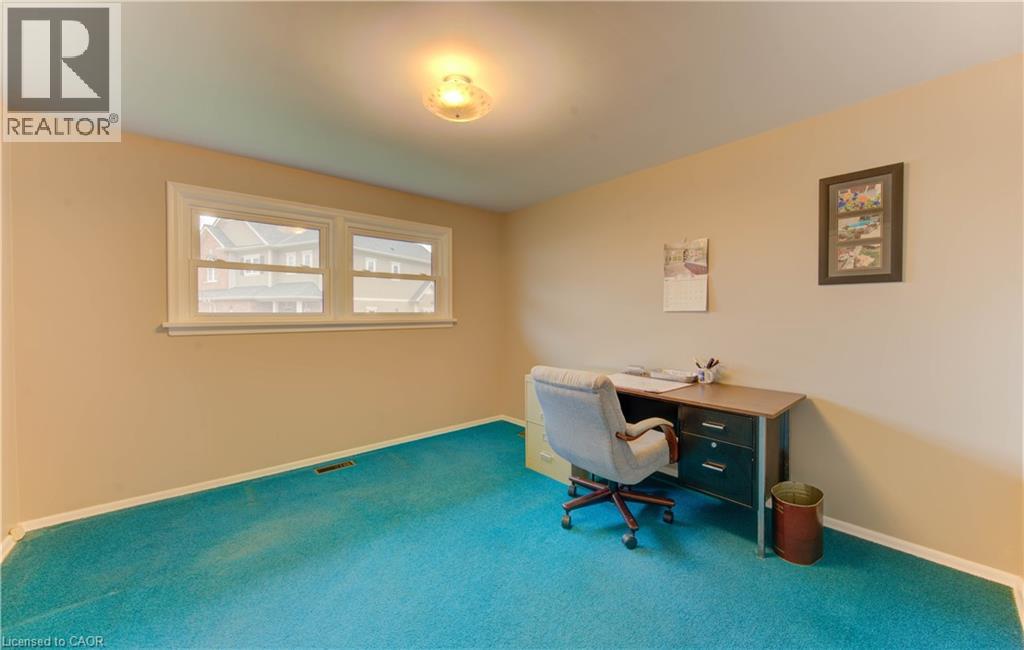 26 Camden Place, Kitchener, Ontario  N2B 1P8 - Photo 19 - 40788575