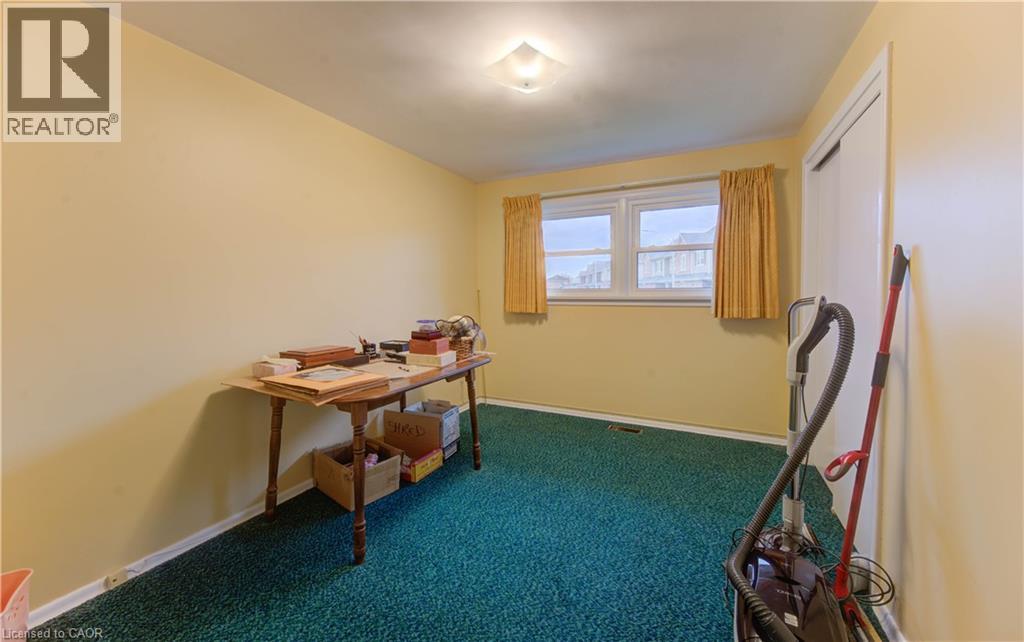 26 Camden Place, Kitchener, Ontario  N2B 1P8 - Photo 21 - 40788575