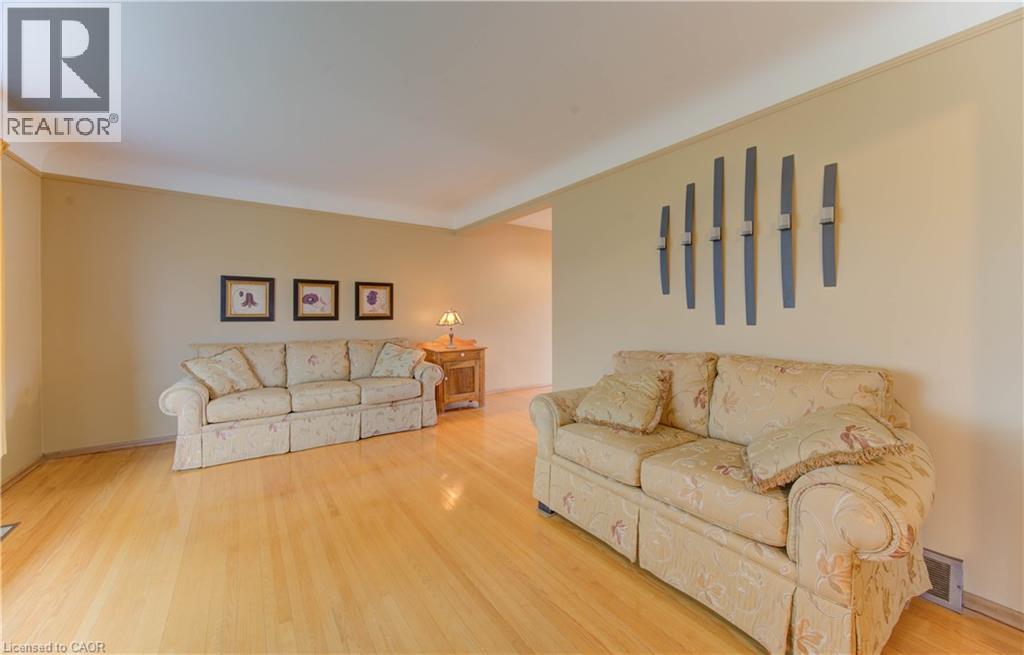 26 Camden Place, Kitchener, Ontario  N2B 1P8 - Photo 8 - 40788575