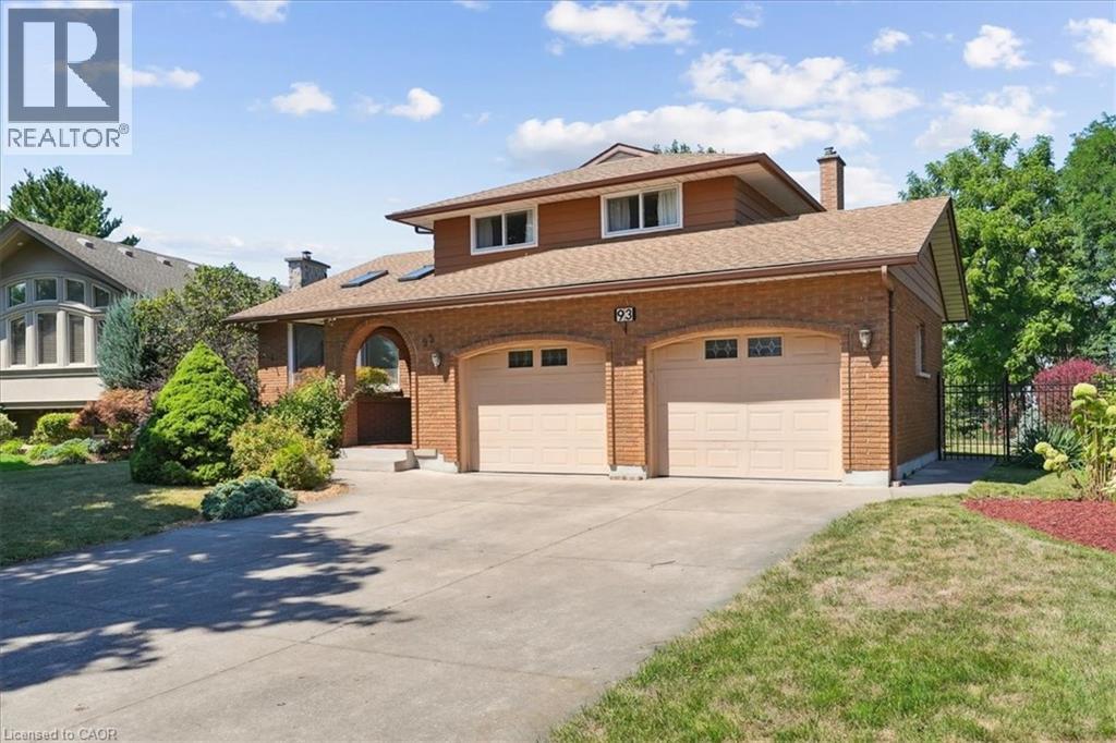 93 Westgate Park Drive, St. Catharines, Ontario  L2N 5X1 - Photo 2 - 40788542