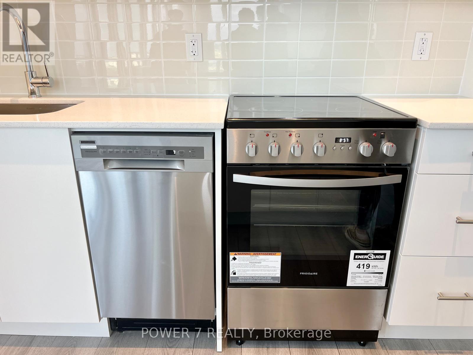 Lph02 - 15 Ellerslie Avenue, Toronto, Ontario  M2N 0L7 - Photo 6 - C12548998