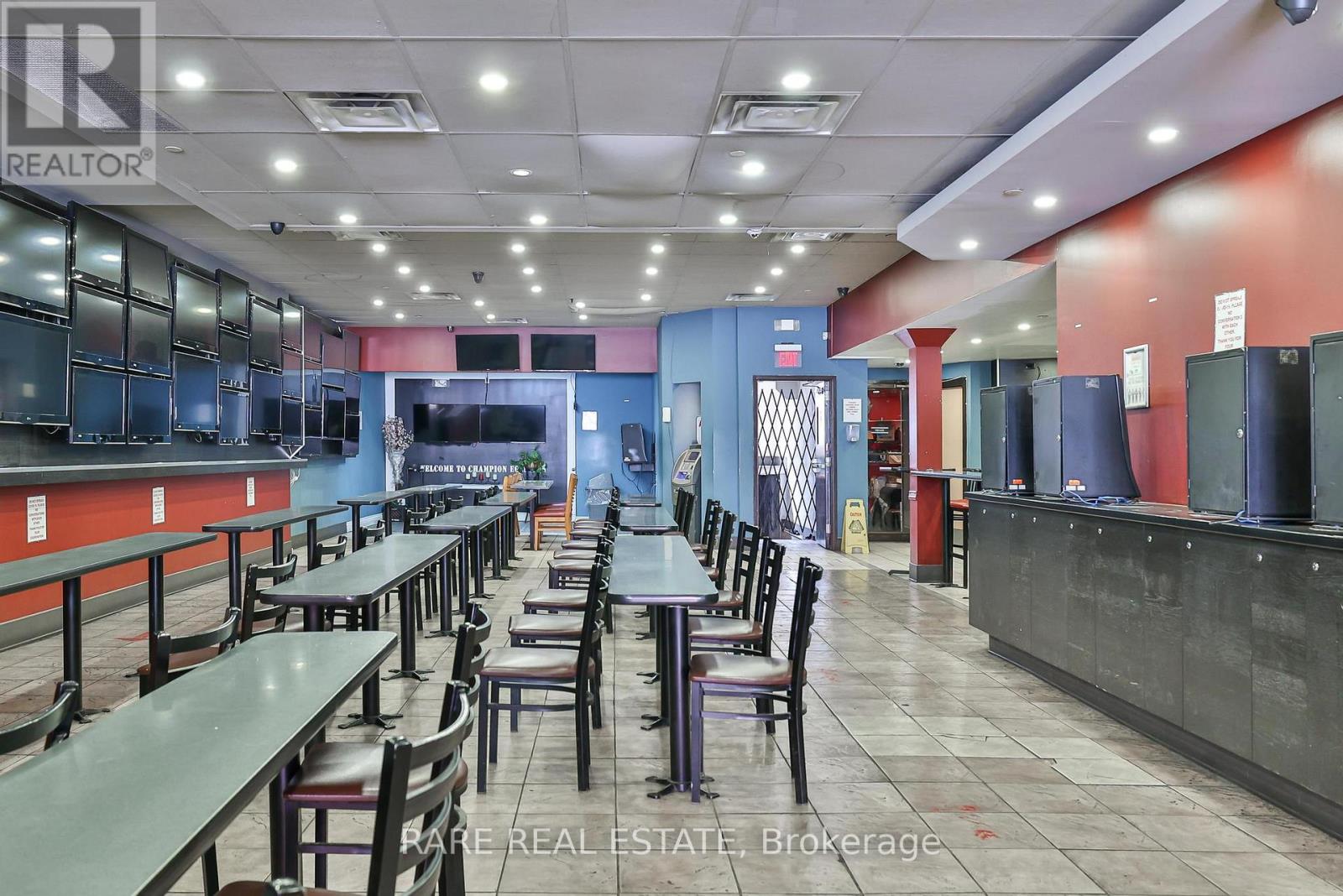 1861 Eglinton Avenue W, Toronto, Ontario M6E 2J3 - Photo 11 - W12548994